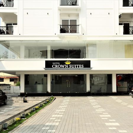 Hotel Crown Suites Kochi Luaran gambar