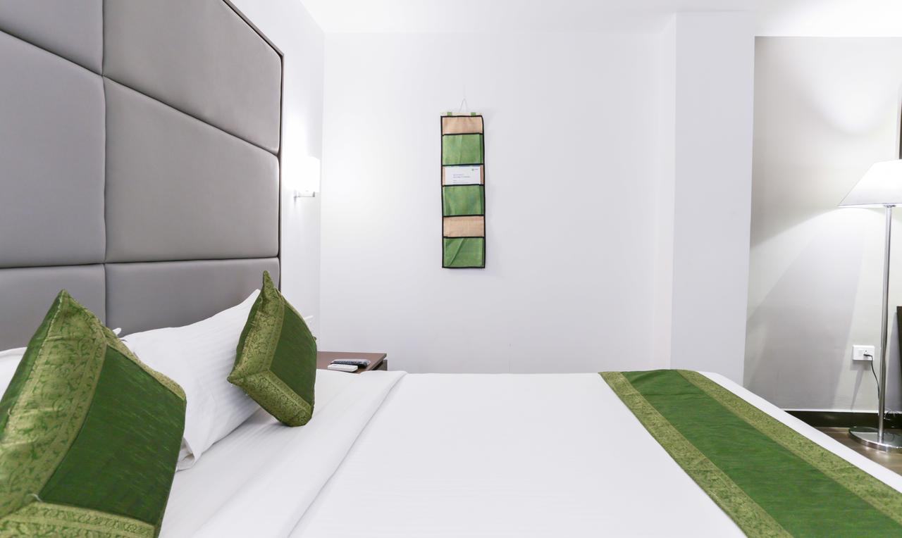 Hotel Crown Suites Kochi Luaran gambar