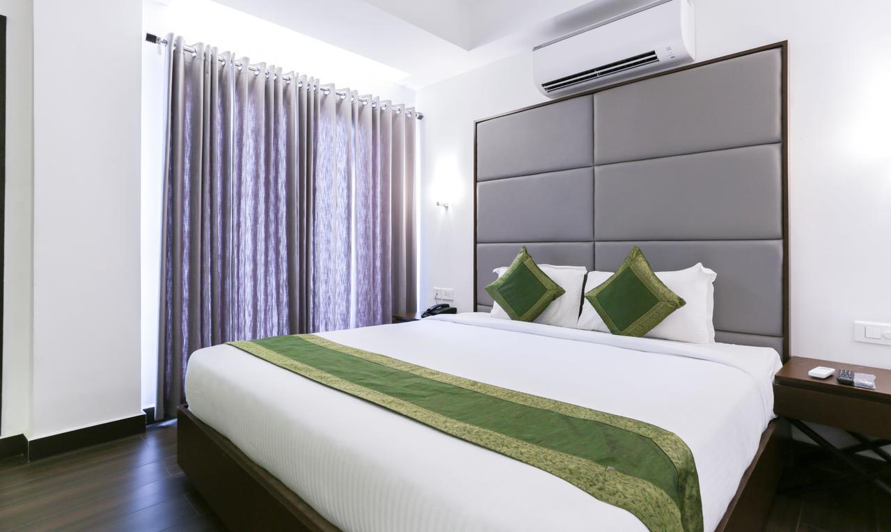 Hotel Crown Suites Kochi Luaran gambar