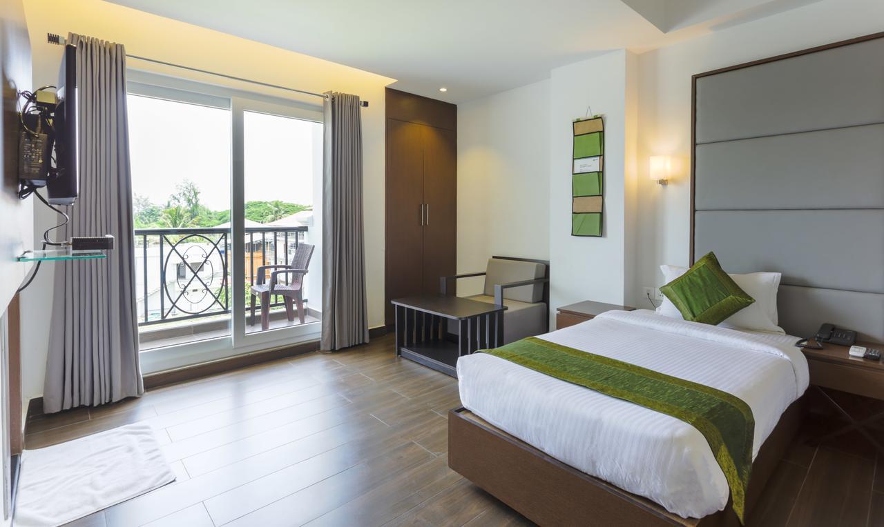 Hotel Crown Suites Kochi Luaran gambar