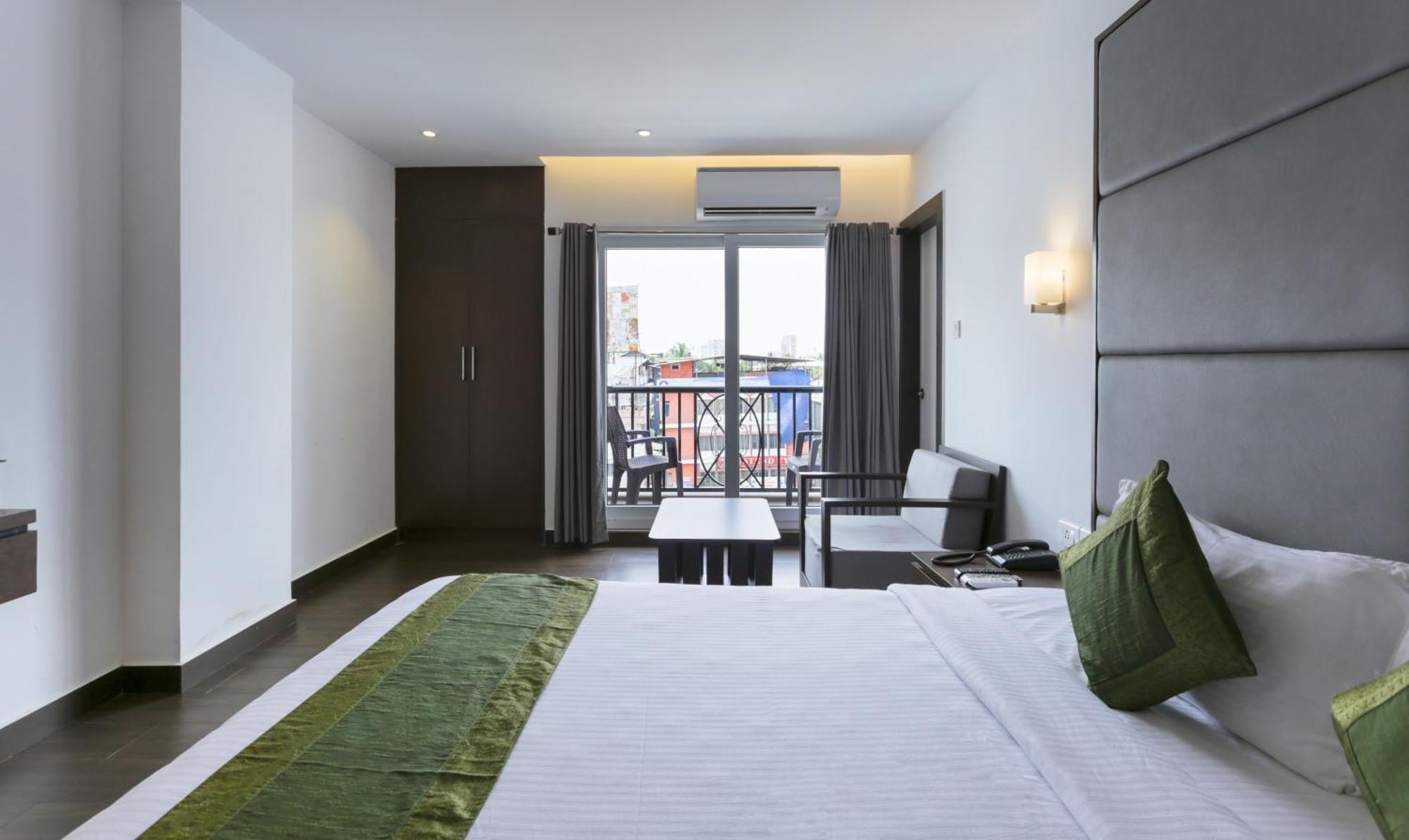 Hotel Crown Suites Kochi Luaran gambar